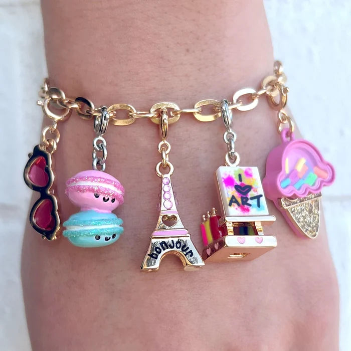 Charm It! 7.5 Inch Gold Tone Chain Charm Bracelet